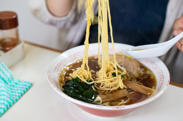 食堂のラーメンイメージ